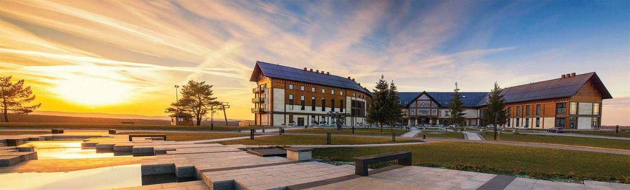 Hotel Arlamow Ngoại thất bức ảnh
